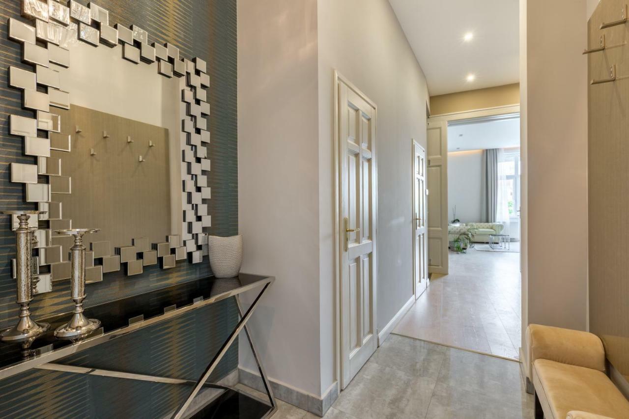 Grand Designer Dream Home In The Center W 3Br/3Bath ブダペスト エクステリア 写真