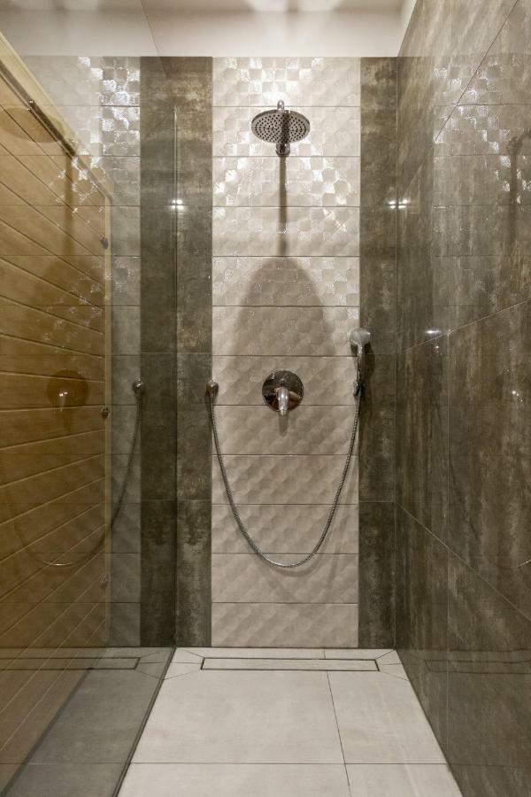 Grand Designer Dream Home In The Center W 3Br/3Bath ブダペスト エクステリア 写真