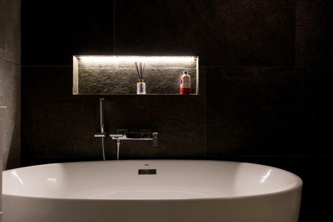 Grand Designer Dream Home In The Center W 3Br/3Bath ブダペスト エクステリア 写真
