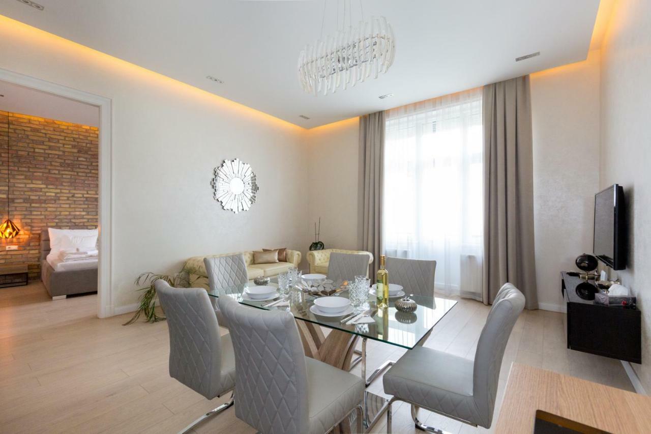 Grand Designer Dream Home In The Center W 3Br/3Bath ブダペスト エクステリア 写真
