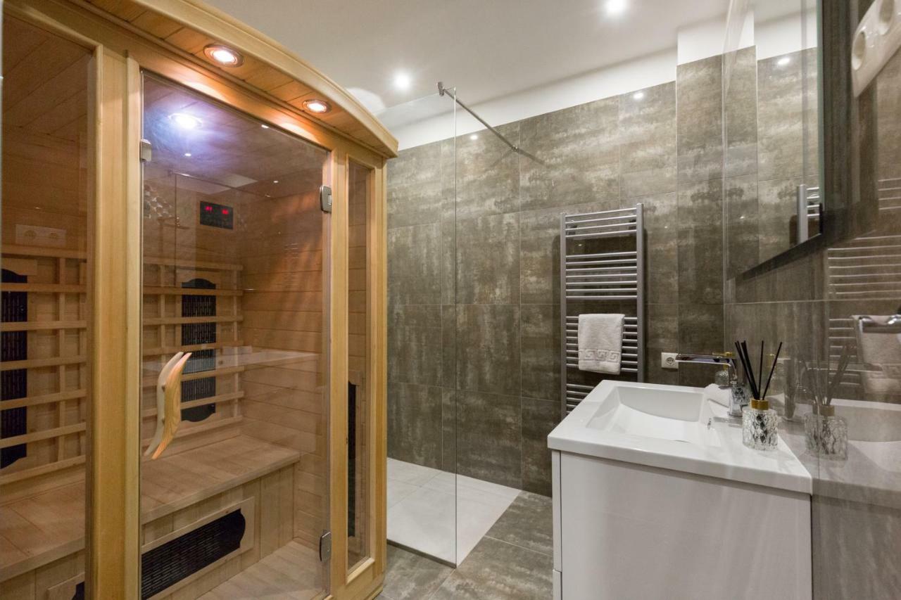Grand Designer Dream Home In The Center W 3Br/3Bath ブダペスト エクステリア 写真